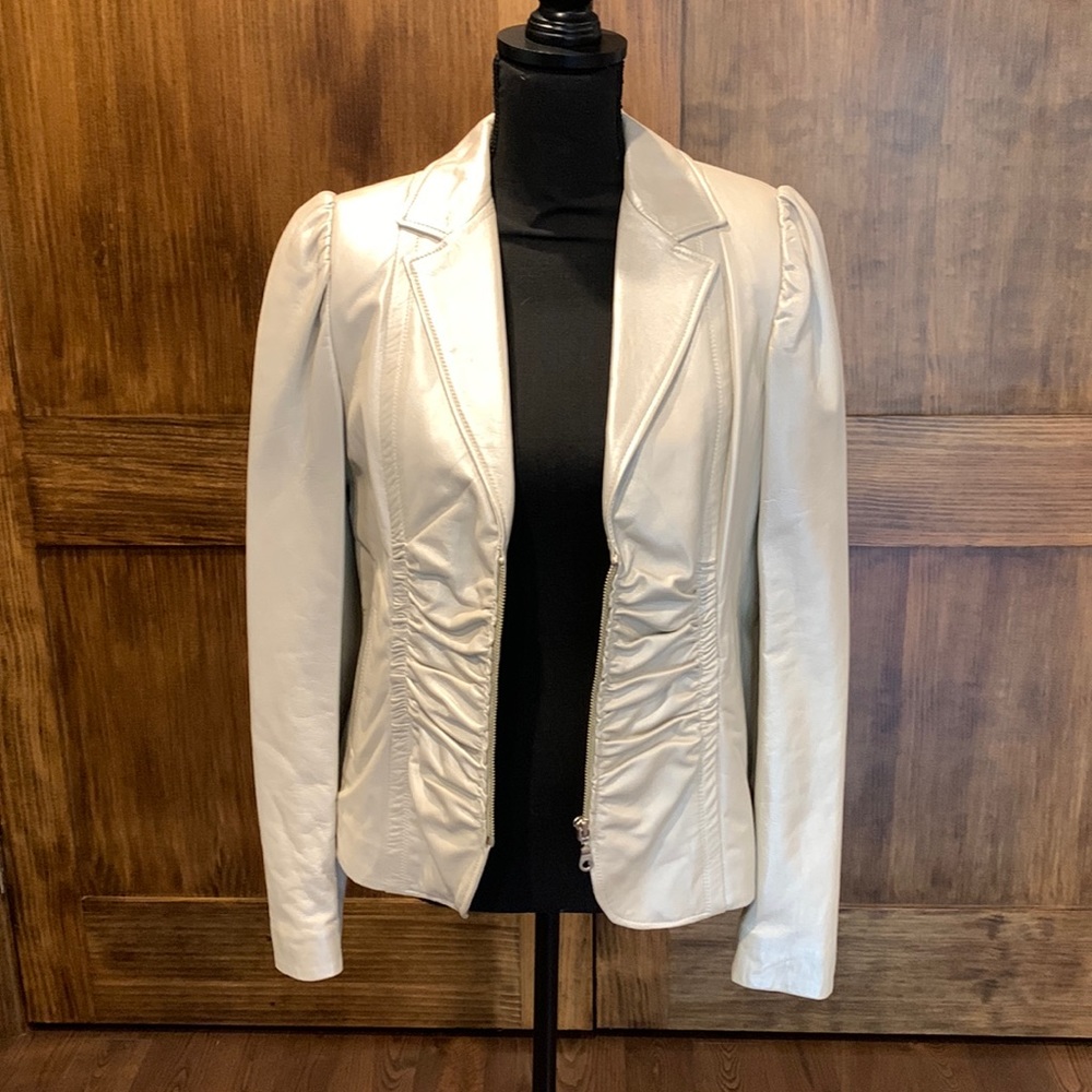 Spain No brand name size 42 silver cream leather style blazer/coat